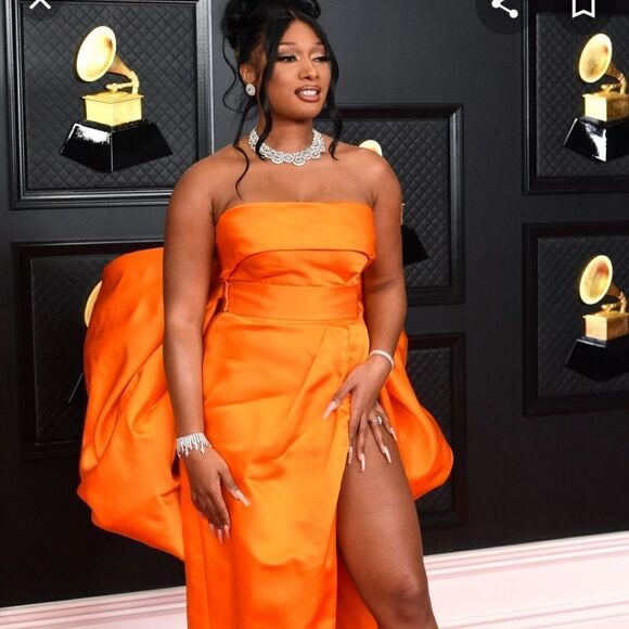 Dolce and Gabbana - Picture 3 of 16